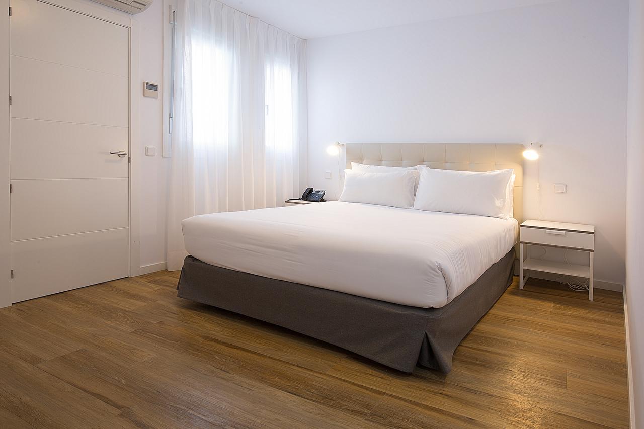 Apartamentos Tandem La Bolsa 4 Мадрид Екстер'єр фото